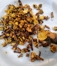 Load image into Gallery viewer, Yellow Dock Root -Burdock Root-Dandelion Root liquid extract Tincture 1 oz.